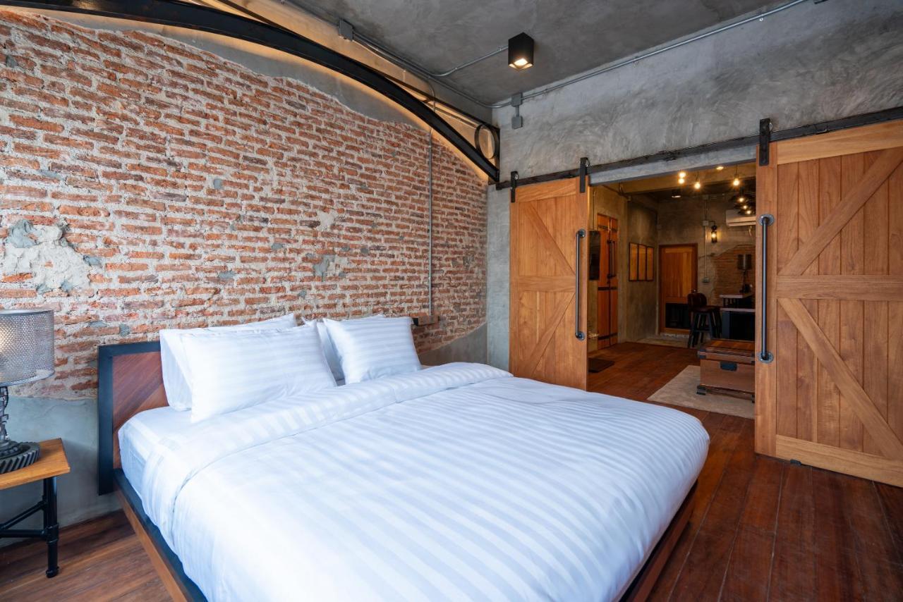 House Of Machine Boutique Hotel Банкок Екстериор снимка
