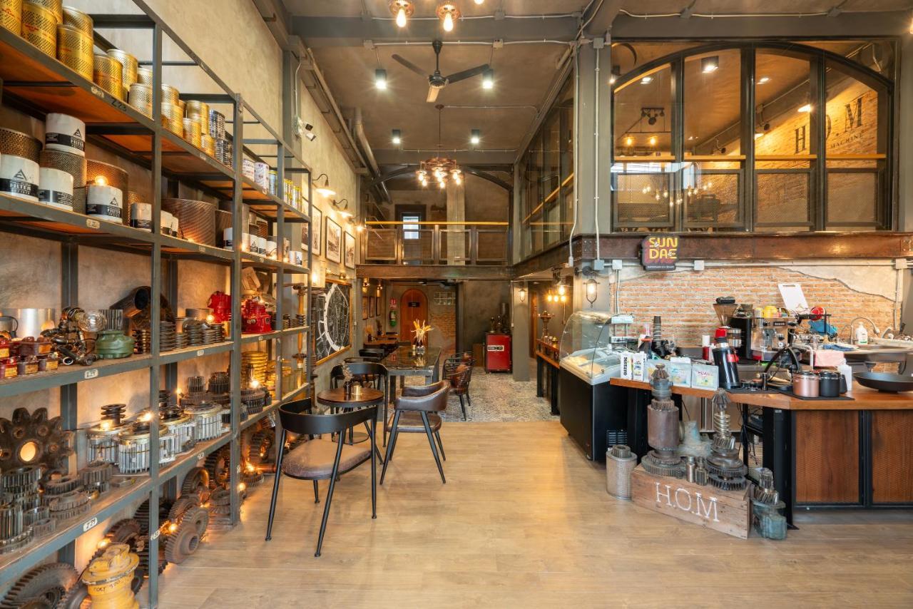 House Of Machine Boutique Hotel Банкок Екстериор снимка